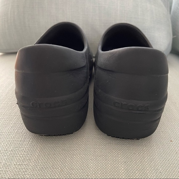 Crocs Neria Pro II Clogs, Women's Size 7 Black - Picture 4 of 12